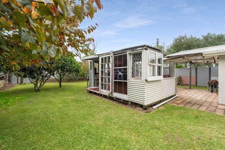 104 Beverley Terrace Whangamatā_18