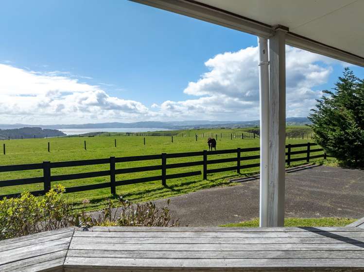 88 Lake Road Kawhia_13