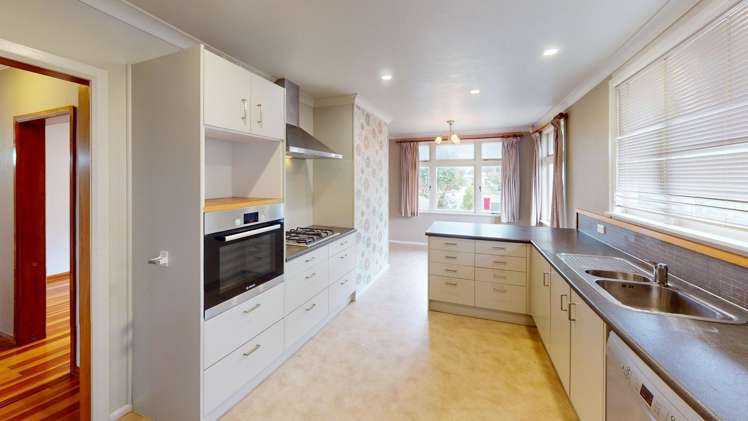 5 Pitama Road 10921_3