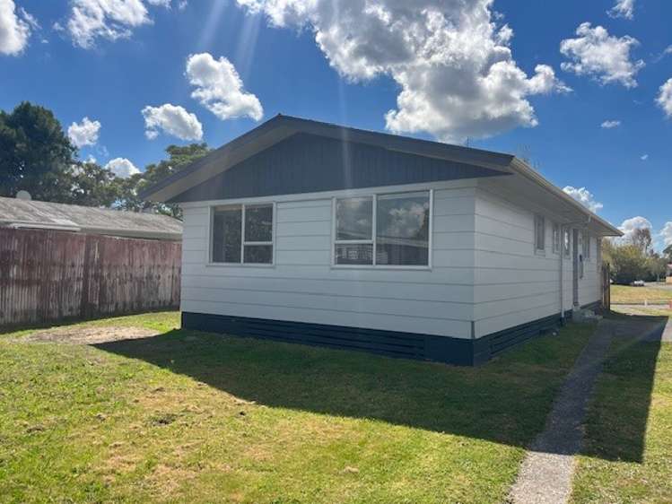 55 James Henry Crescent_2