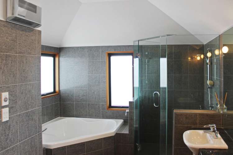 50 Chateau Drive 1407_8