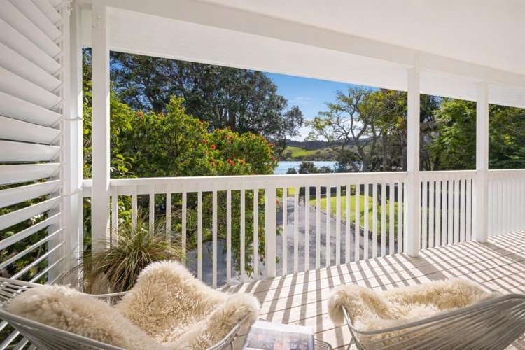 25 Riverside Drive Point Wells_12