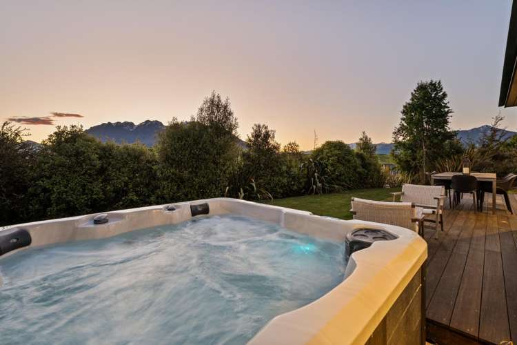 1 Torridon Court Jacks Point_20