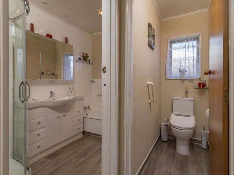 9 Aldinga Avenue Stoke_14