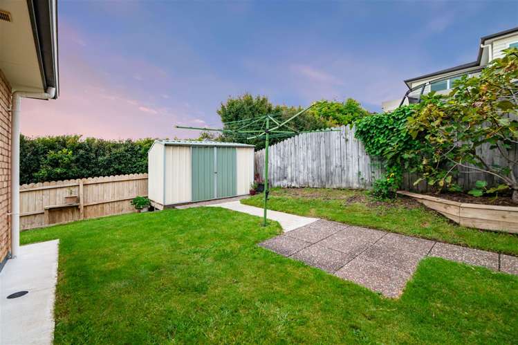 6 Leafield Crescent Henderson_4