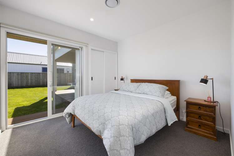 20 Coralie Place Lansdowne_16
