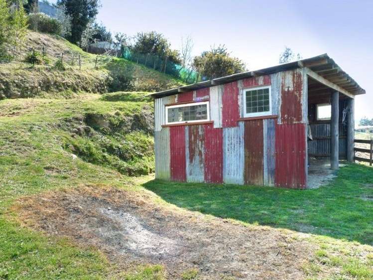 89 Totara View Road Wakefield_20