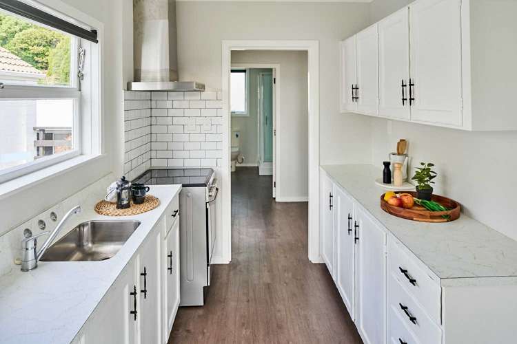 3/3 Kowhai Street Eastbourne_7