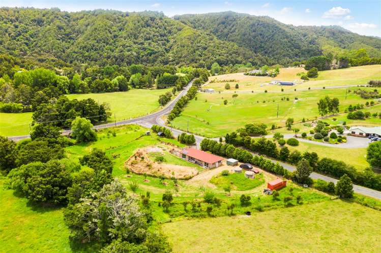 6 Tavinor Road Otaika_18