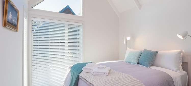 2/4 The Cliffs Britannia Heights_9
