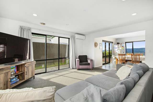 91 Cypress Drive Maungaraki_4