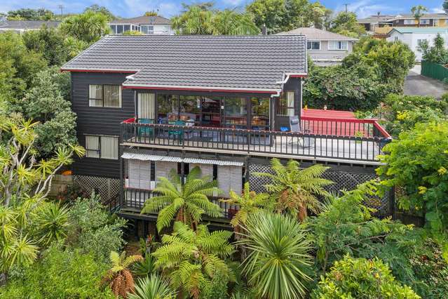 2/132 Golf Road Titirangi_3