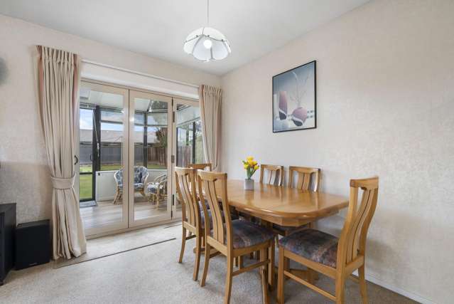 84 Dunbarton Street Redwood_2