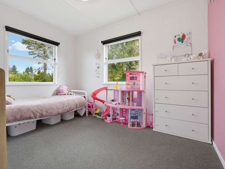 50 Pandora Ave Sunnybrook_14
