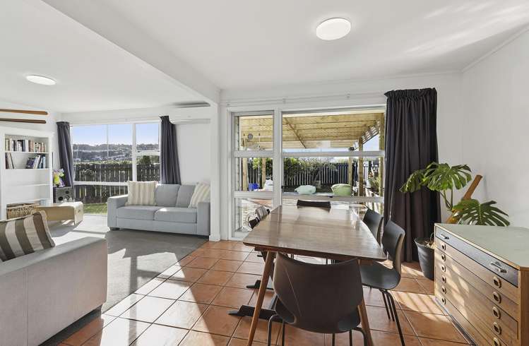 2/163 Rongotai Road Rongotai_10