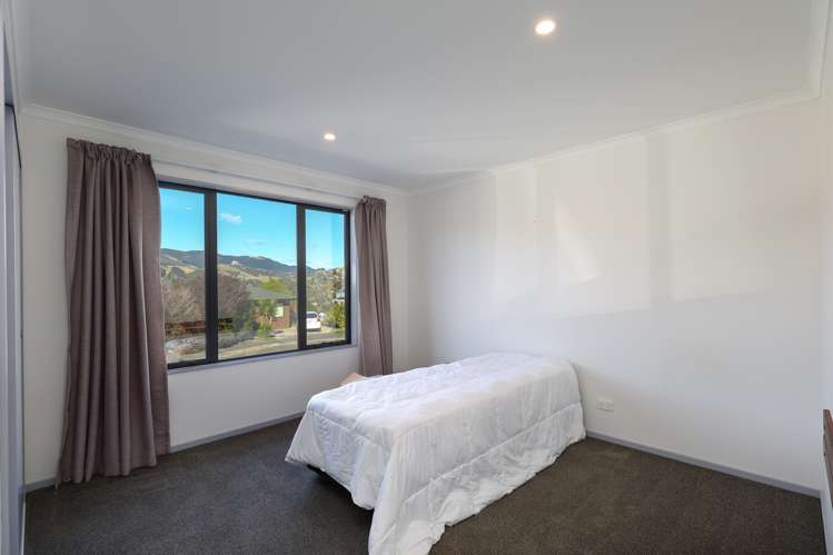 45 Saint Lawrence Street Toi Toi_23