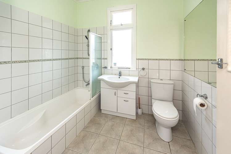 4 Godwin Crescent College Estate_9