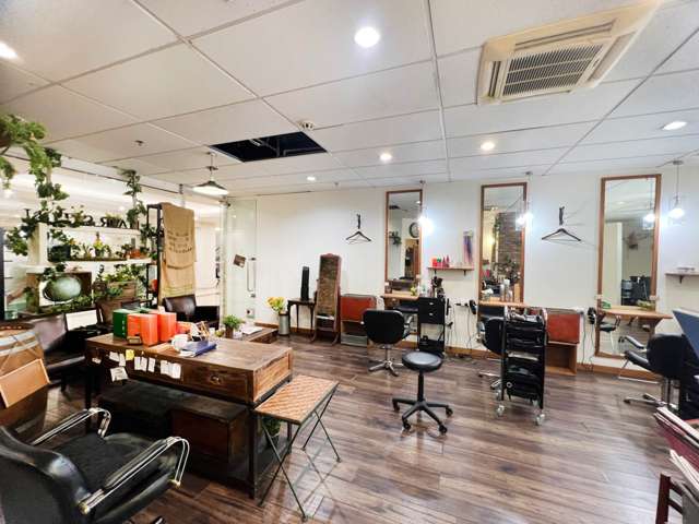 Unit 2F/239 Queen Street City Centre_3