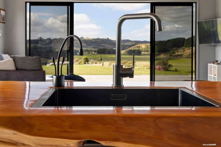 152 Highway 22 Pukekawa_6