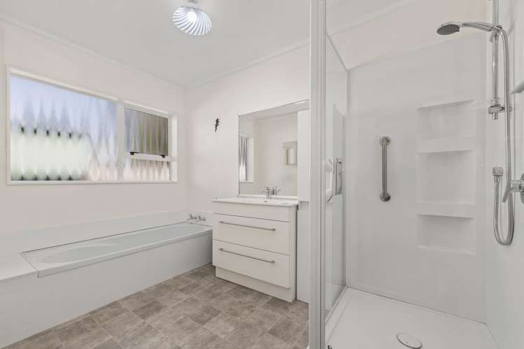 12 Manly Gardens Paraparaumu Beach_12