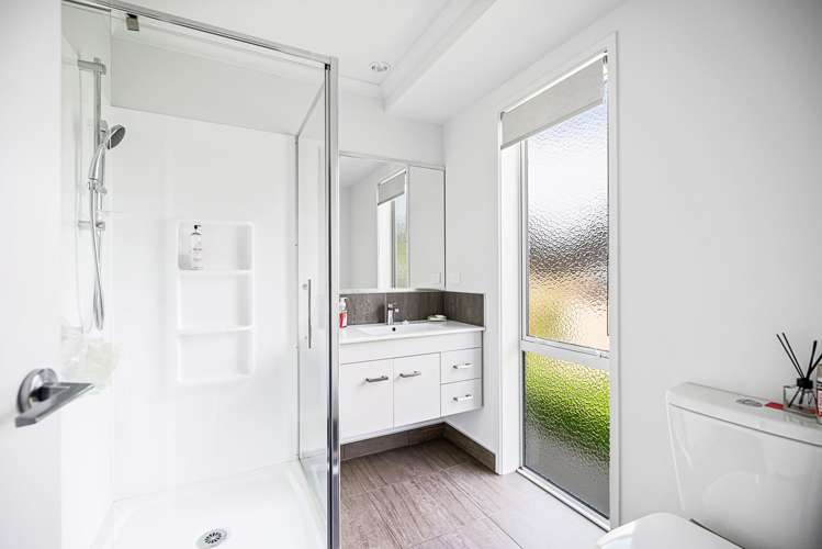 20 Rolling Stone Rise Tikipunga_8