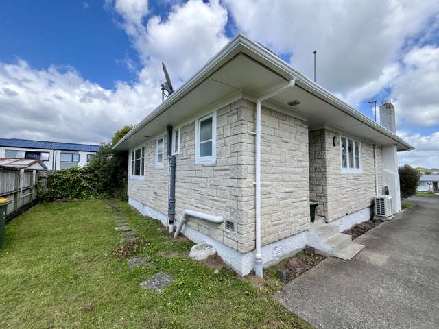 3 Bedroom Home - Water Inclusive!