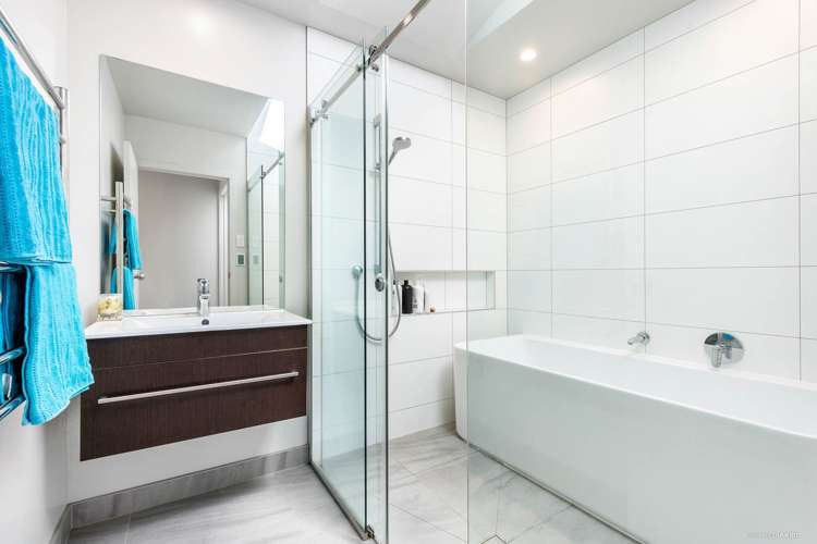 55 Torino Street Point England_8