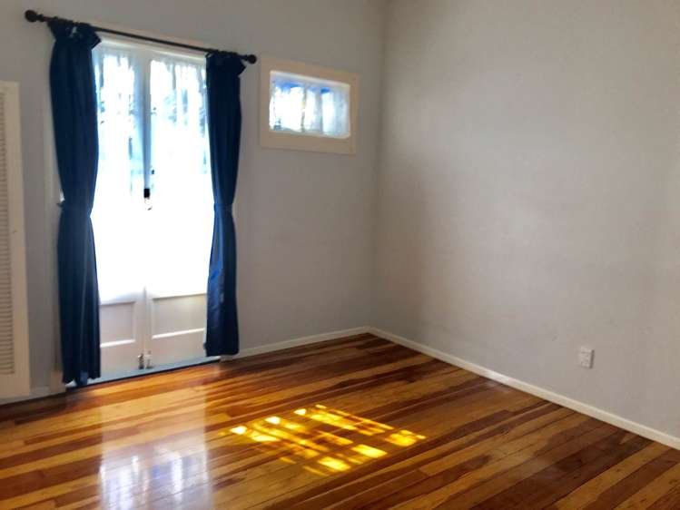 35 Mount Smart Road Royal Oak_13