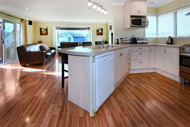 18 James Hight Drive Halswell_15