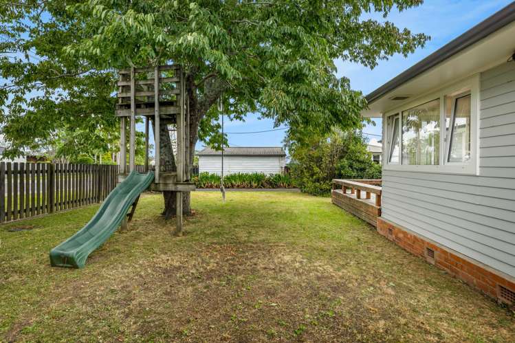 34 Neil Avenue Te Atatu Peninsula_21
