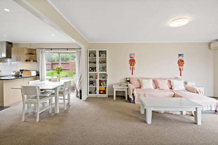 1 Glenbury Place Massey_23