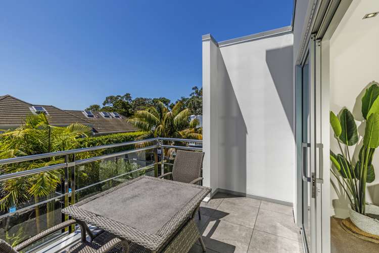 6/258 Hurstmere Road Takapuna_41