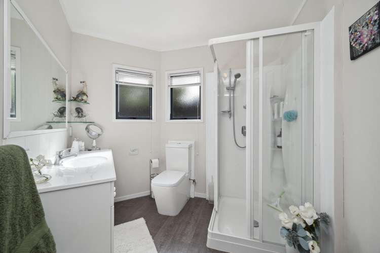 2/7 Waihora Street Hilltop_23