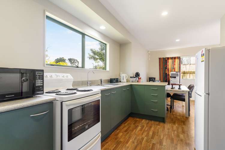 7 Woodford Avenue Henderson_14