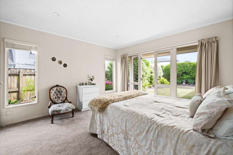 11 Bishops Close Greenmeadows_16