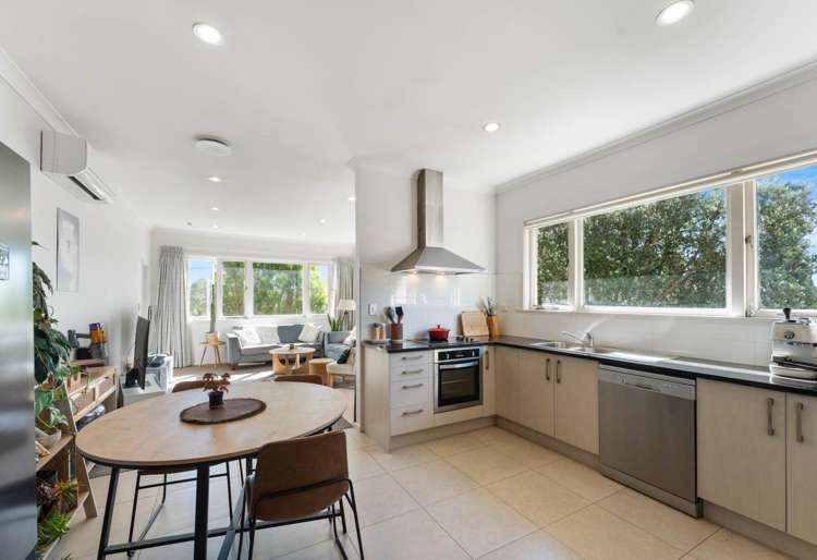878 Dominion Road_5