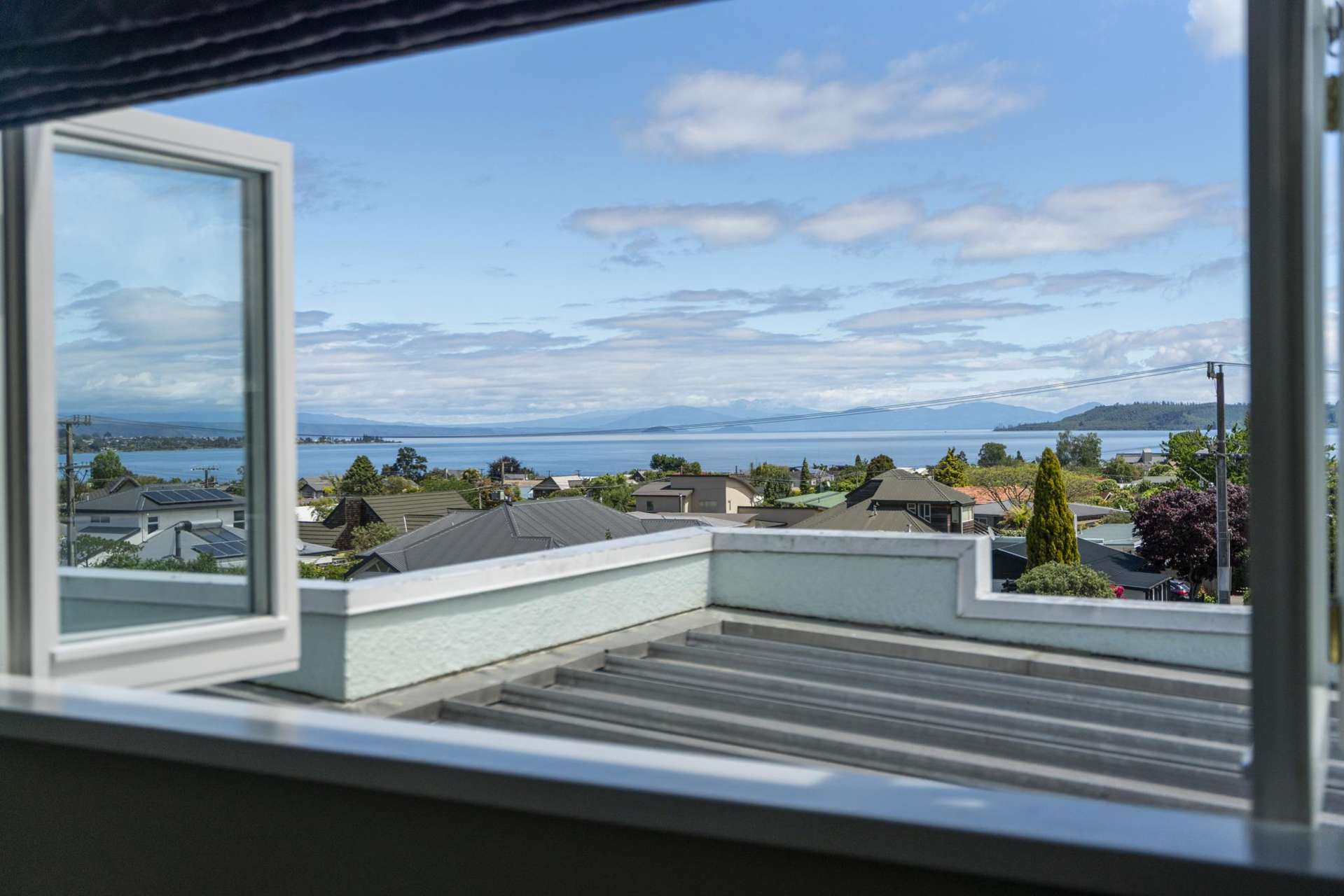 12 Mere Road Taupo_0