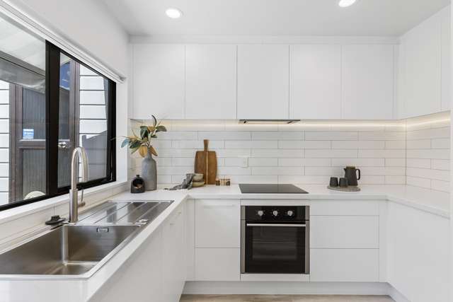 2/140 Forrest Hill Road Forrest Hill_1