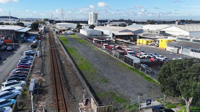 Secure Industrial Yard in Onehunga