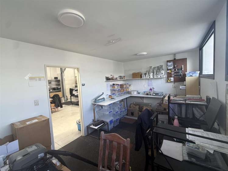 2/24 Essex Street Phillipstown_12