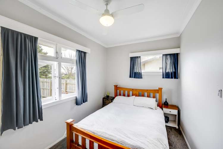 310 Park Road South Akina_5