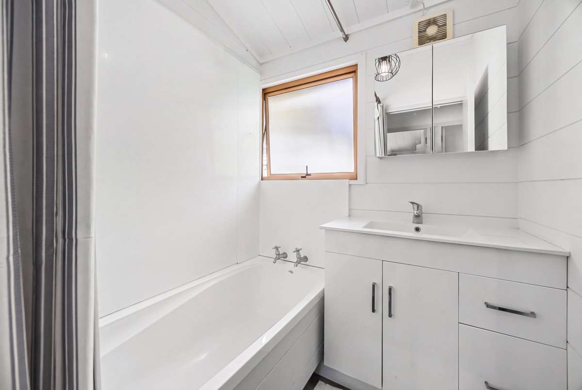 27 Rotoiti Avenue_4