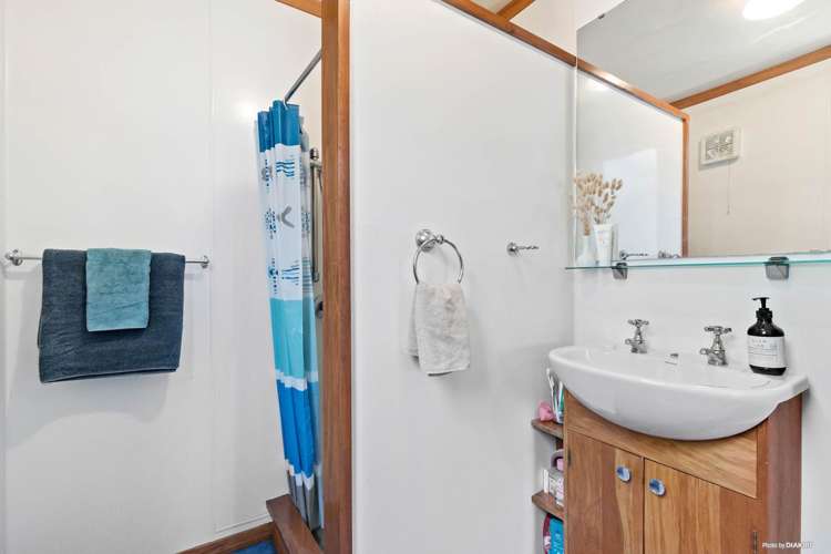 7 Maraetai Place Port Waikato_9