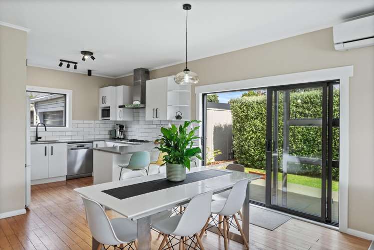 3 Huia Road Raumati Beach_10