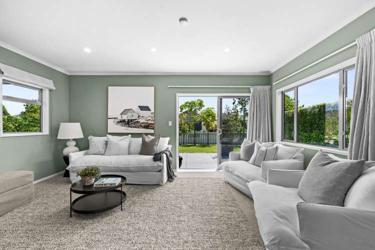 4 Donald Place Frimley_13