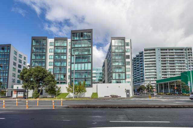 104/2 Dockside Lane Auckland Central_4