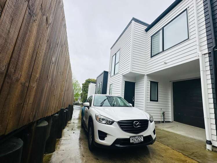 C/8 Hobart Crescent_0