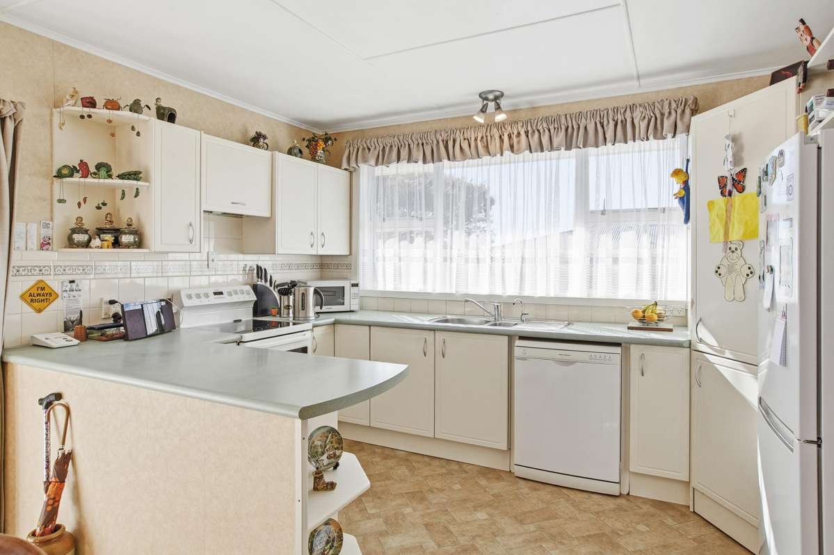 238 Omata Road_1