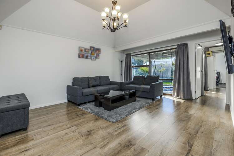 1/1 Peguero Place Totara Heights_3
