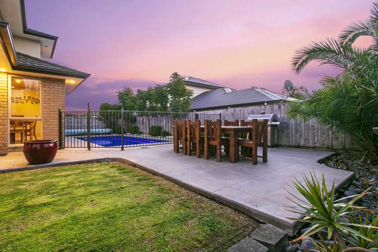 24 Huntington Park Drive Greenhithe_13